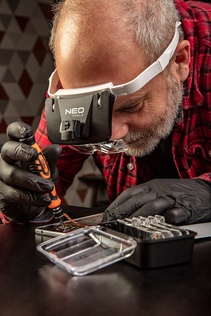 NEO TOOLS Fejpántos nagyító, 5 lencsével, LED-es világítással 06-130