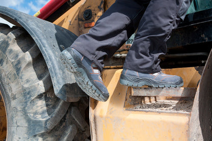 NEO TOOLS Munkavédelmi bakancs, velúrbőr, CE, 41, S1P SRA 82-042