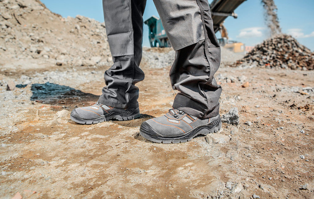 NEO TOOLS Munkavédelmi bakancs, velúrbőr, CE, 43, S1P SRA 82-044