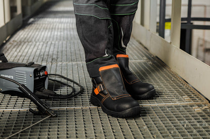 NEO TOOLS Munkavédelmi bakancs, hegesztőbakancs, S1P SRC, bőr, 44 82-180-44