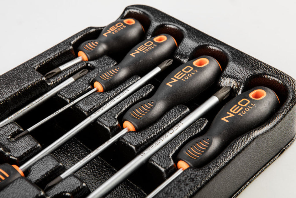 NEO TOOLS Csavarhúzó készlet, PH, 7db, műhelykocsitálcával 25 év garanciával 84-232