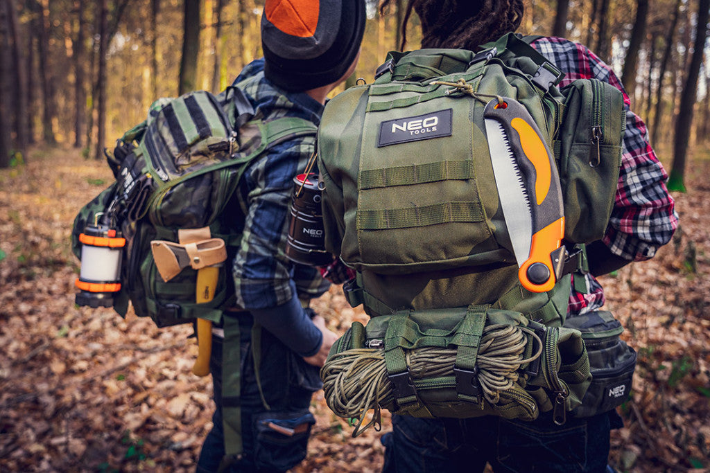 NEO TOOLS Túra hátizsák, 600D poliész, 40L, 4a 1ben: hátizsák, 2 kis oldaltáska, 1 közepes táska, sötétzöld 84-326