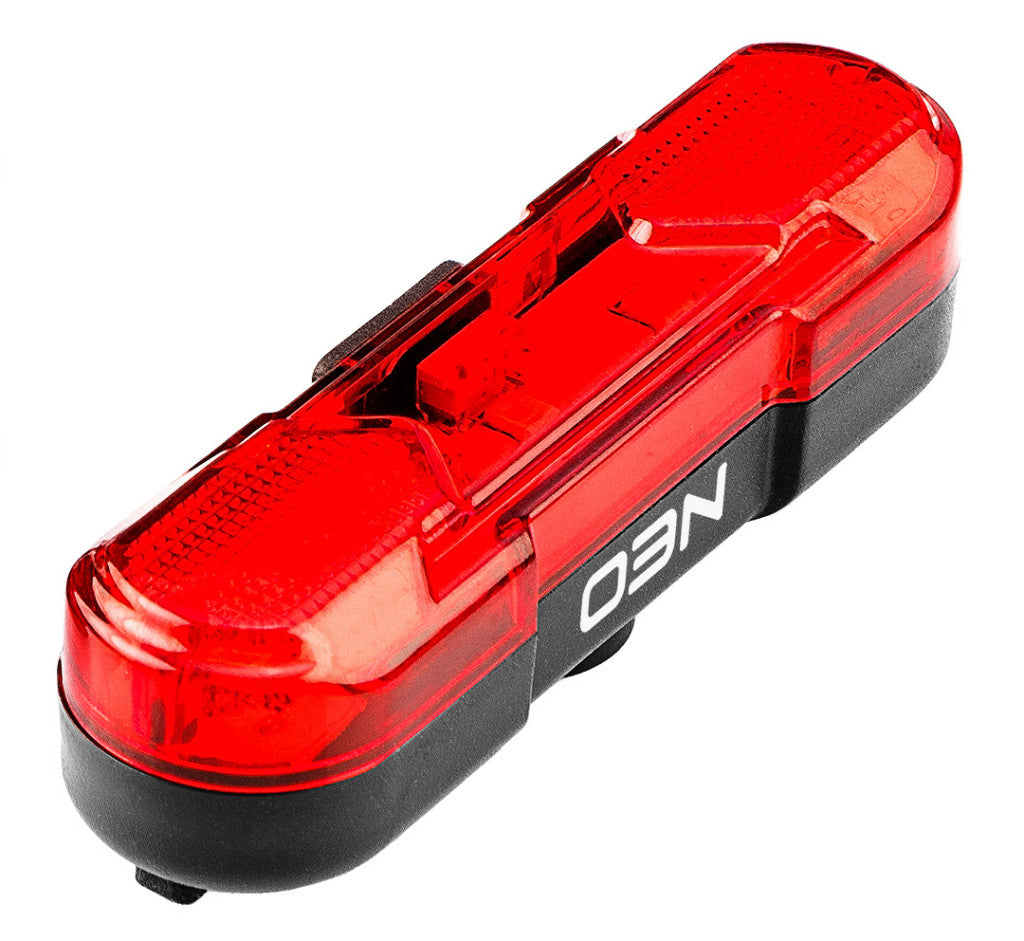 NEO TOOLS Kerékpár hátsó lámpa, 30lm, LED akkus, 3W 91-002