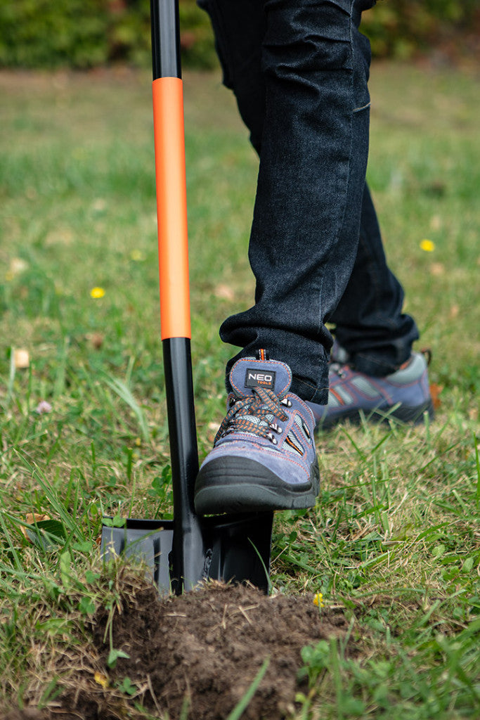NEO TOOLS Ásólapát, hegyes, fém nyél, műanyag markolat, Minimum rendelés: 4db 95-008-1