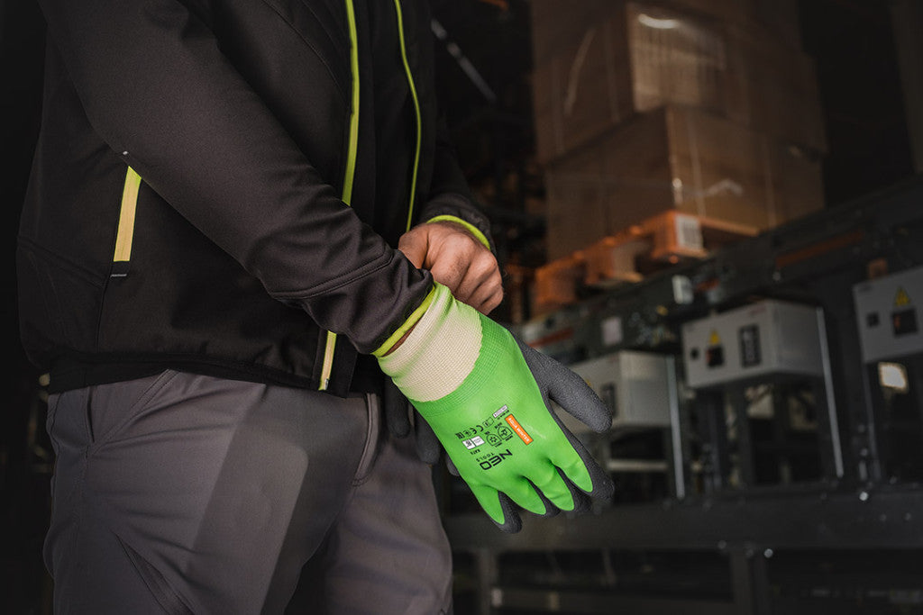 NEO TOOLS Munkakesztyű, AquaWinter, hőszigetelt, vízálló, dupla latex bevonatú poliészter, 8 97-614-8