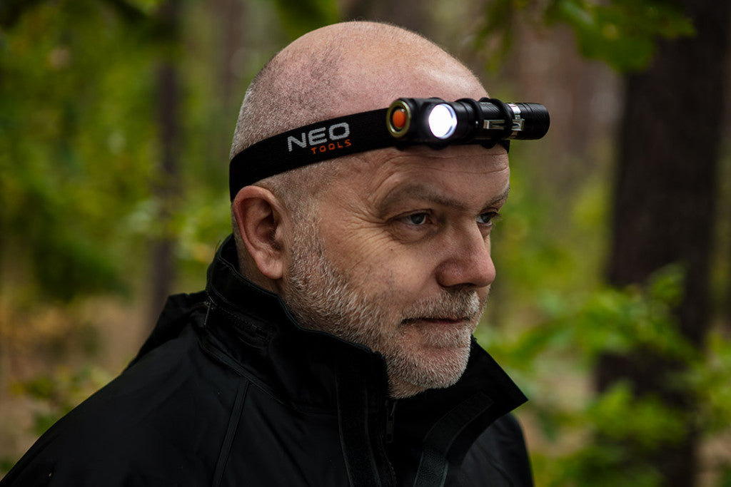 NEO TOOLS Fejlámpa + zseblámpa 2az1-ben, tölthető USB 800lum CREExML-T6 LED, 10W 99-026