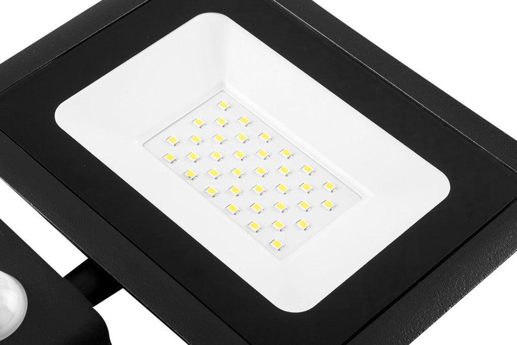 NEO TOOLS Reflektor, mozgásérzékelős, 230V/30W, 2400 lum, SMD led 2 év garanciával 99-049