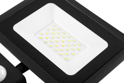 NEO TOOLS Reflektor, mozgásérzékelős, 230V/30W, 2400 lum, SMD led 2 év garanciával 99-049