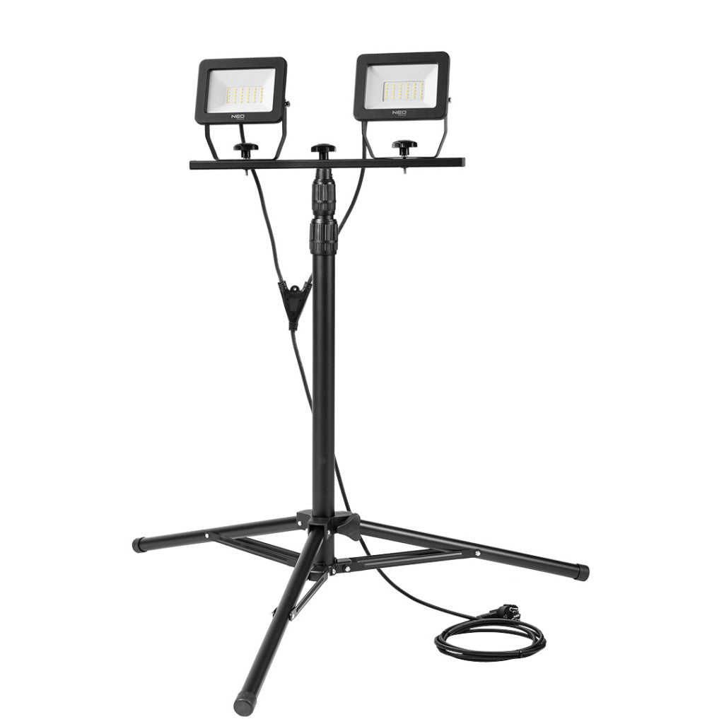 NEO TOOLS Reflektor, állványos 230V/2X30W, 5400lum, SMD led, max.1.8m 2 év garanciával 99-061