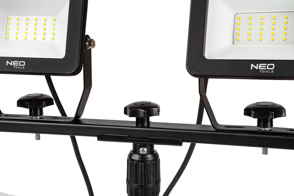 NEO TOOLS Reflektor, állványos 230V/2X30W, 5400lum, SMD led, max.1.8m 2 év garanciával 99-061