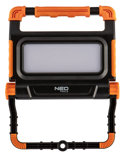 NEO TOOLS Akkus reflektor, talpas, 3000lum, SMD led 99-064