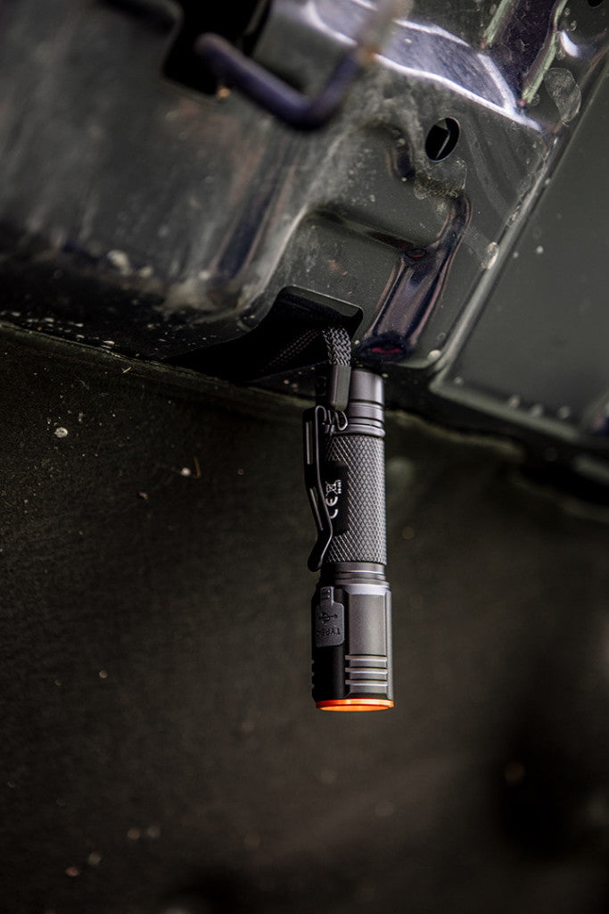 NEO TOOLS Zseblámpa, tölthető USB C, 2000lum CHN LED 99-067