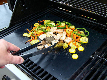 Tapadásmentes hőálló lap grillhez és sütőhöz