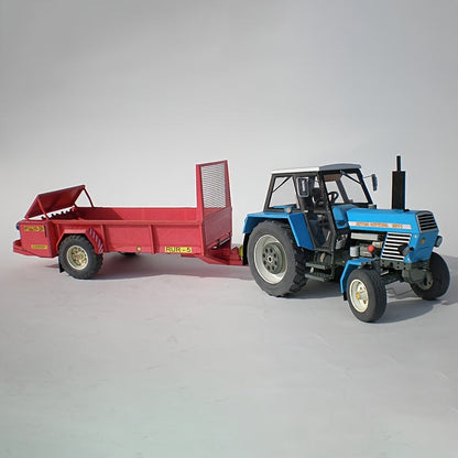 Traktor modell utánfutóval