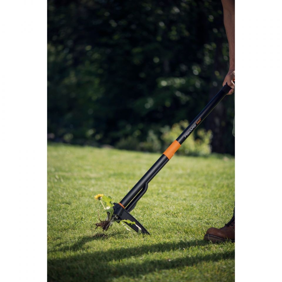 Fiskars XACT Gyomkiszedő