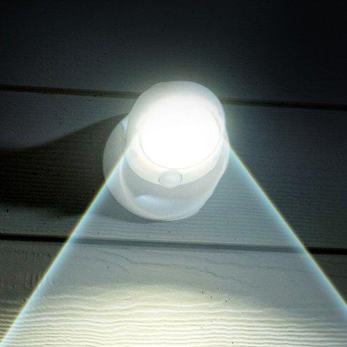 Mozgásérzékelős LED lámpa